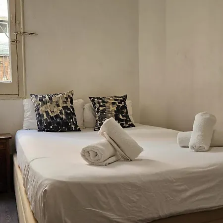 Apartment Romantic 19th Century Barcelona