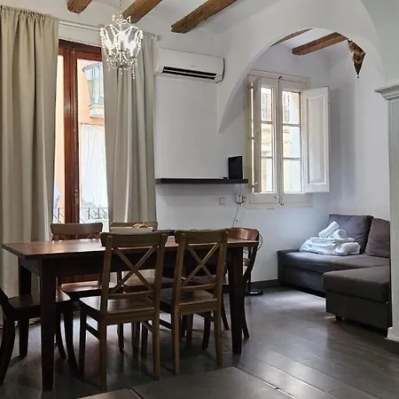 Apartment Romantic 19th Century *