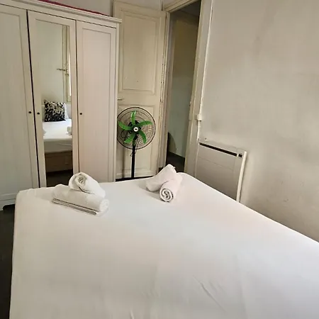 Romantic 19th Century Apartment Barcelona